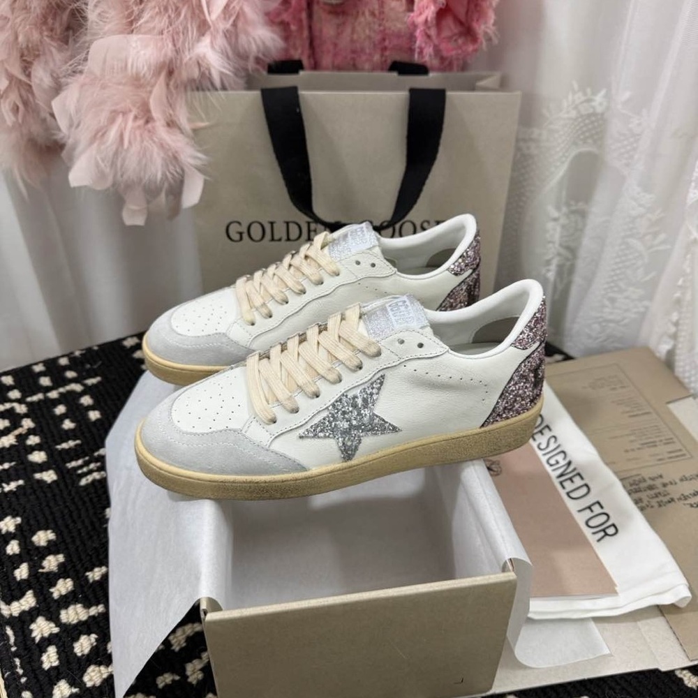 Golden Goose Super Star Leather Sneakers - Picture 6 of 7